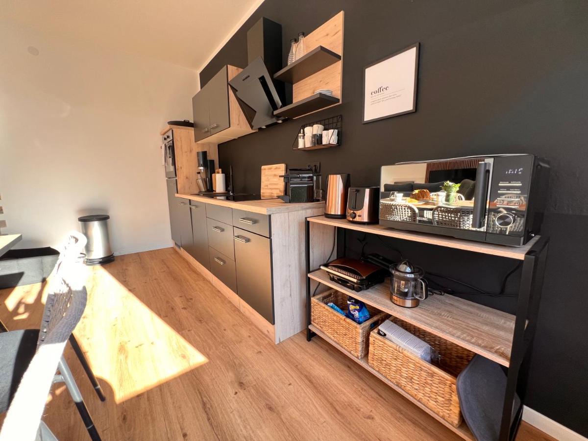 Ferienwohnung Imzaro: Erdgeschoss, 2 Schlafzimmer Plus Schlafsofa, Eigener Eingang, Grosse Terrasse Mit Garten! Spittal an der Drau Exterior foto
