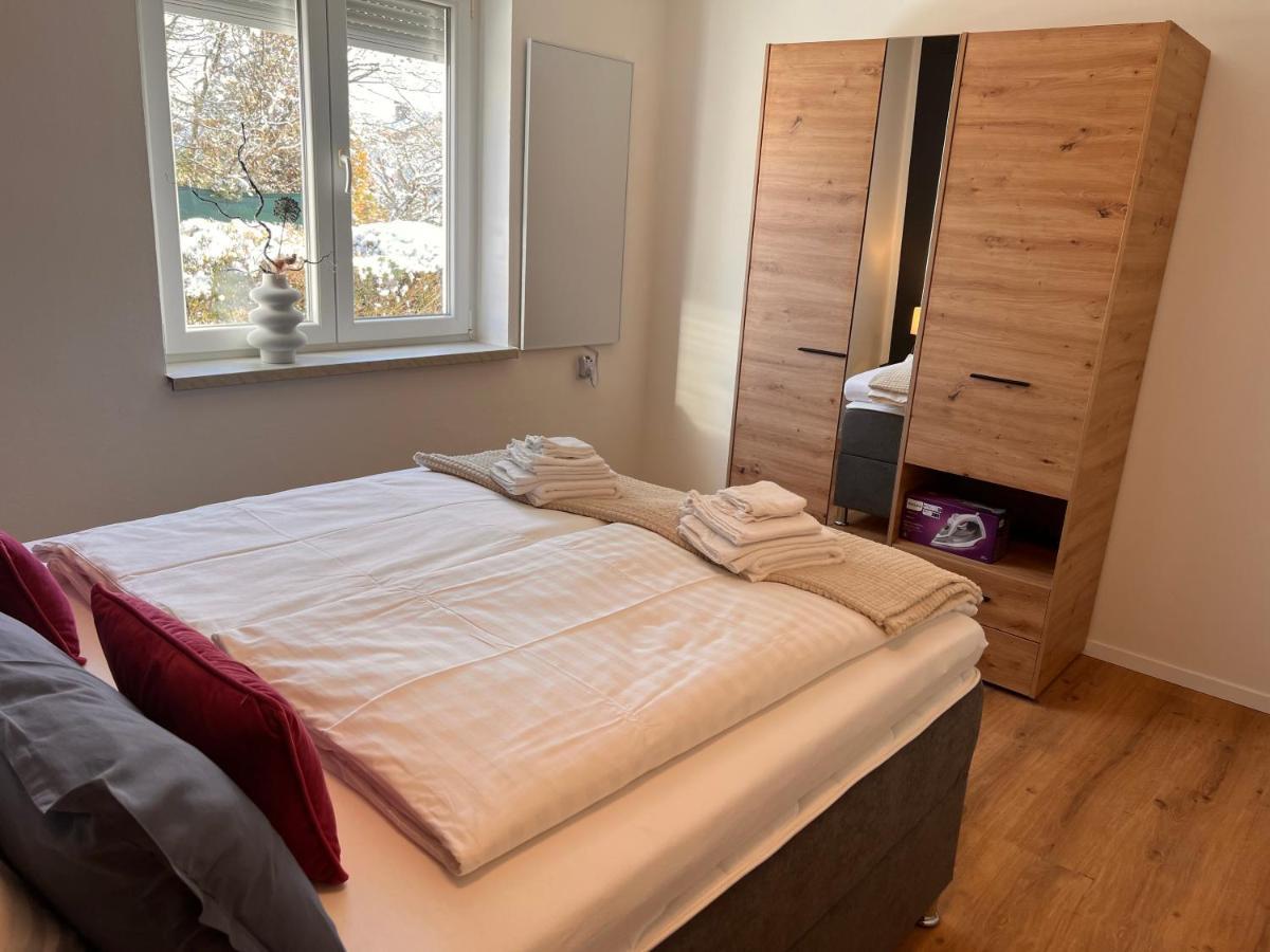 Ferienwohnung Imzaro: Erdgeschoss, 2 Schlafzimmer Plus Schlafsofa, Eigener Eingang, Grosse Terrasse Mit Garten! Spittal an der Drau Exterior foto